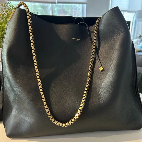 Saint Laurent Suzanne Medium Hobo